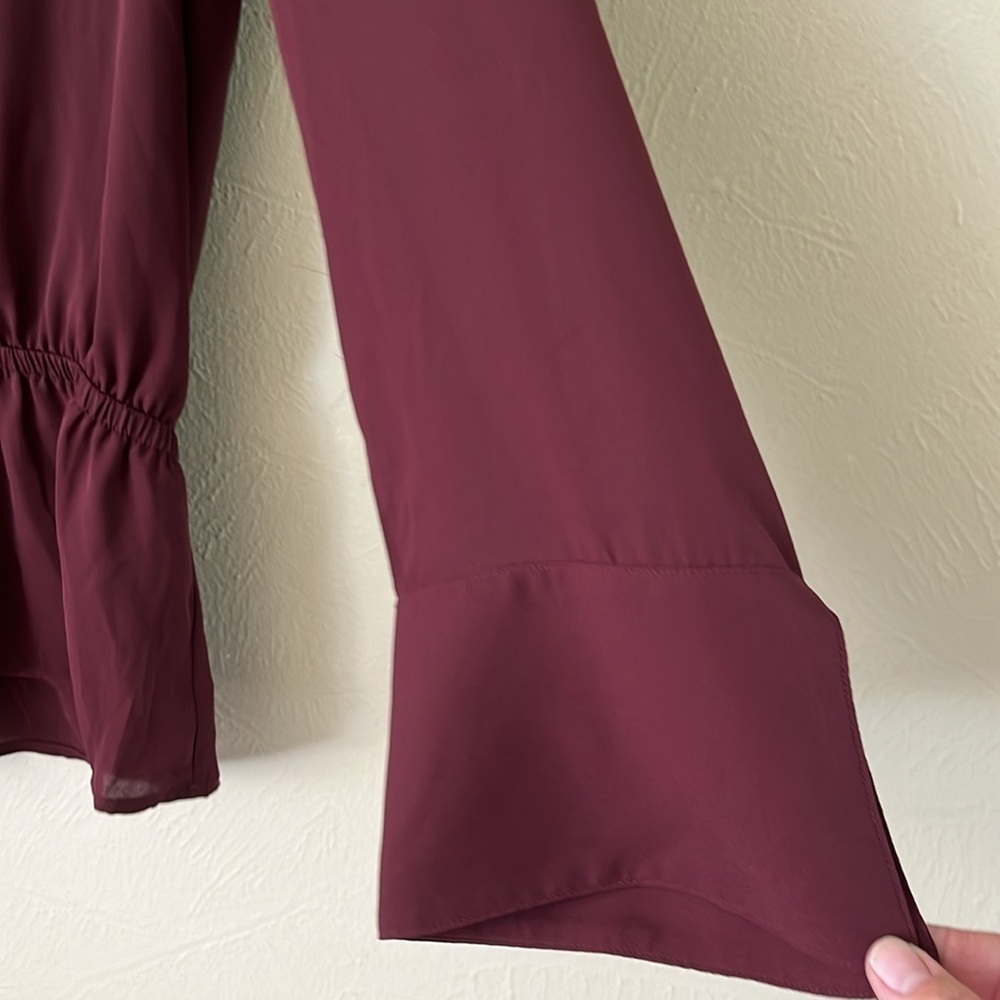 NWT Worthington Blouse Red Velvet Long Bell Sleeves Elastic Waist Size Medium - Picture 4 of 16